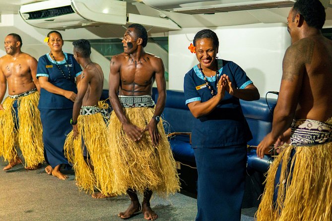 Capt Cook Cruises Super Saver Combo: Day Sail + Dinner Cruise - Who will enjoy this combo most
