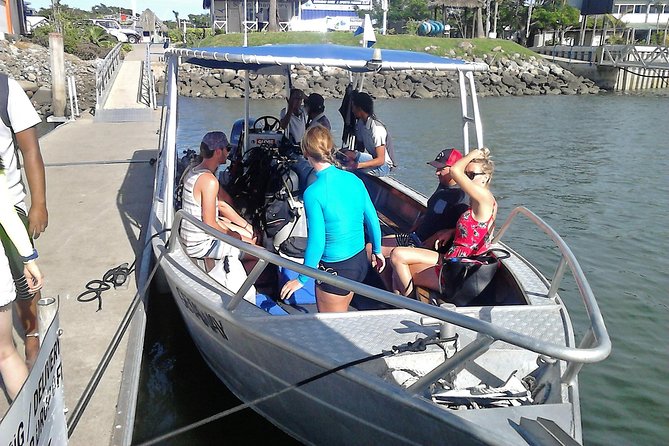 Certified Scuba Diving with Whitetip Marine Adventures team - First underwater session: coral reefs around the Mamanucas