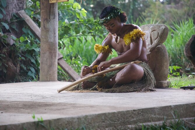 Cultural Night Tour - Meke singing, dancing, and the fire show