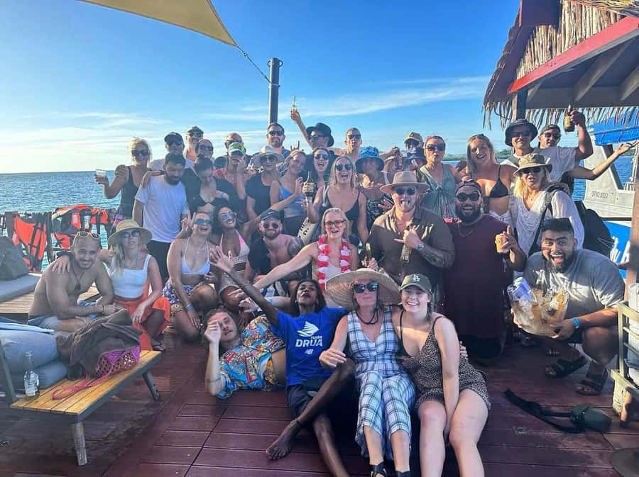 Denarau: Seventh Heaven Floating Bar Day Trip - What to pack and what to plan