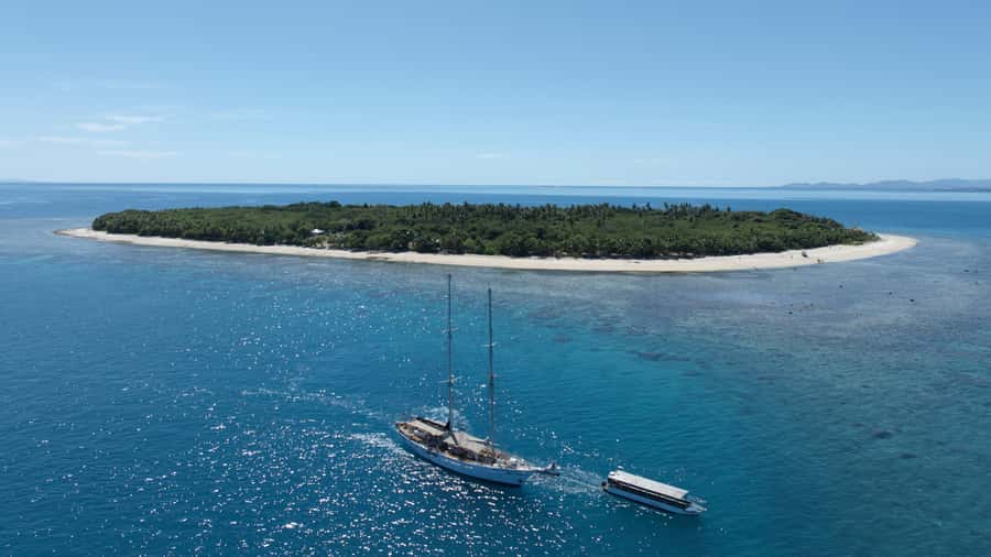 Fiji: Captain Cook Cruises - Island & Reef Day Trip - Kadavu Lailai, white sand and clear water
