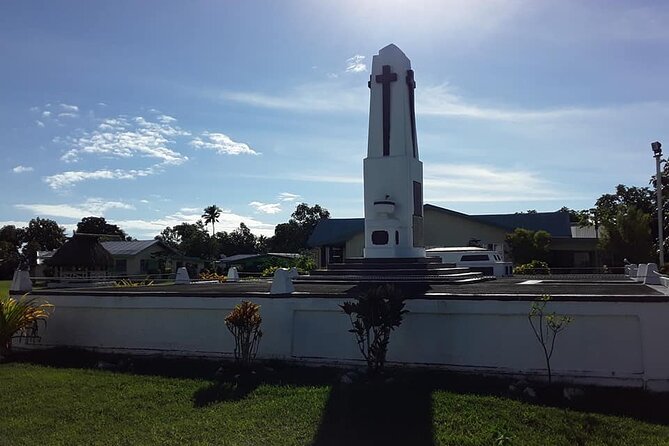 Fiji Local Village, Market, Temple & Garden of Sleeping Giant with Mud Pool Tour - What the price really covers