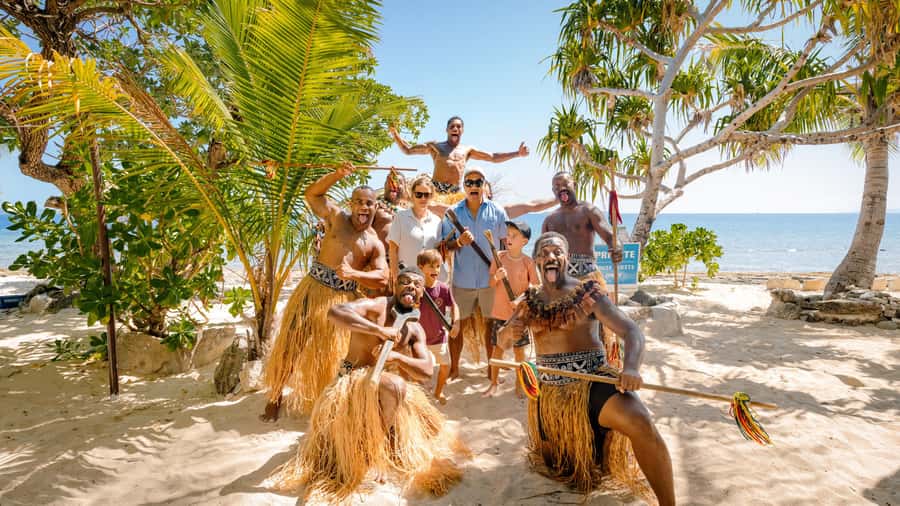 Fiji: South Sea Island Half-Day Trip with Lunch - Pool time, stalls, and a slower afternoon
