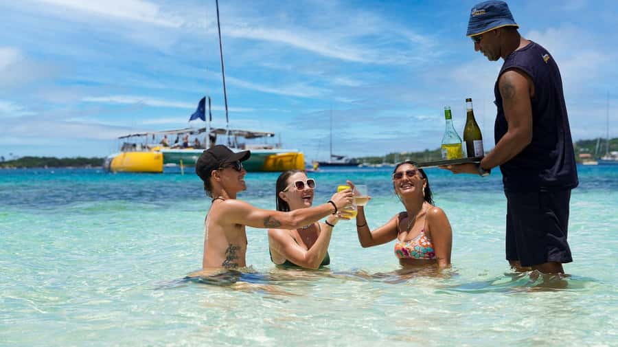 Fiji: South Sea Sailing Experience with Lunch & Drinks - Plenty of ways to spend the afternoon