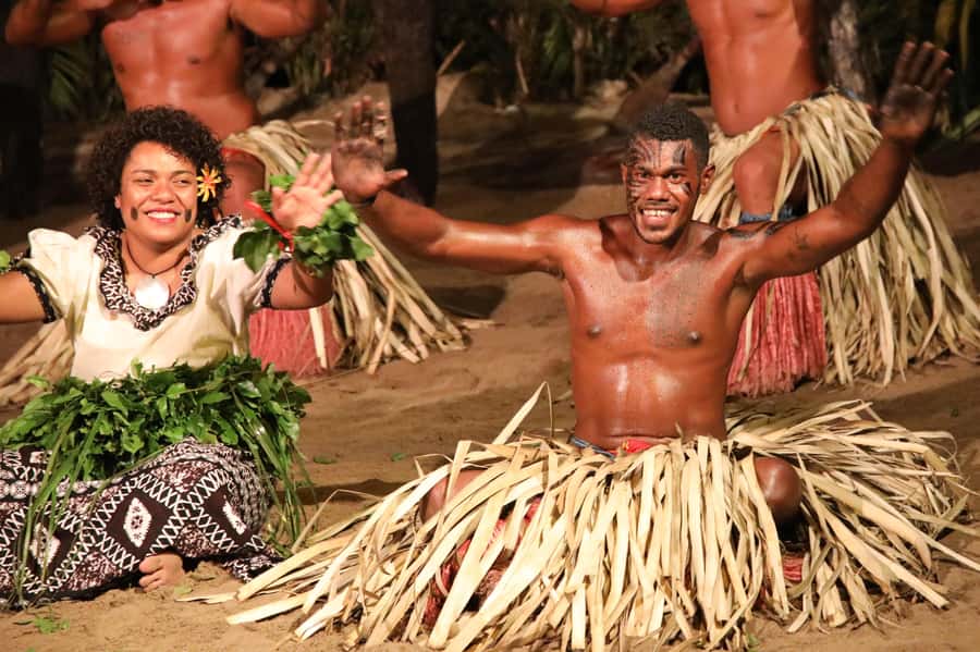 Fiji: Sunset River Cruise & Island Fire Dance Experience - The lovo buffet and island table