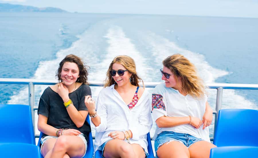 Fiji: Yasawa Islands Explorer Cruise with Lunch - Who should choose this cruise?