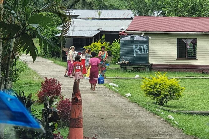 Fijian pottery crafting Village Experience & Natadola Beach Tour - The guide can shape the whole experience