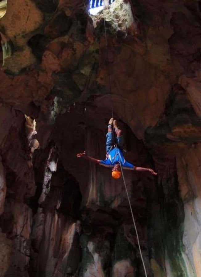 Nadi: Abseiling, Zipline, and Cave Tour with Meal - Who should book this adventure?
