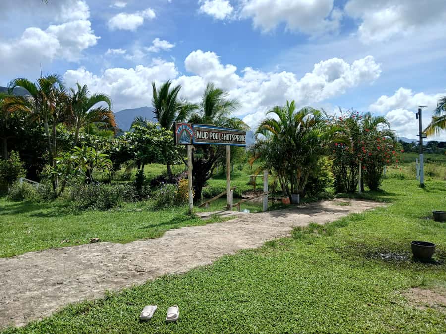 NADI-SABETO: Tifajek Hot Spring and Mudpool Natural Spa - What the $19 price really buys you