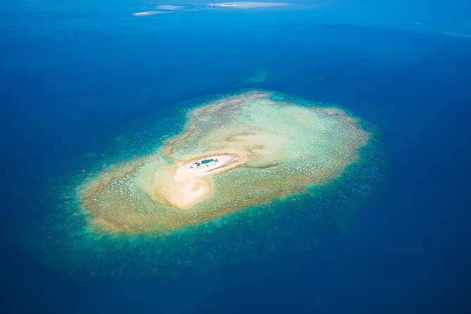 Oolala Cruises on Savala Island - Savala Island and the appeal of a private stop