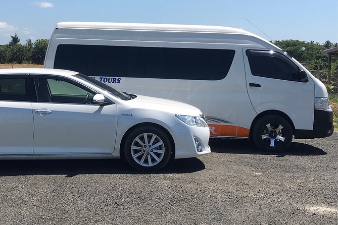 Private Departure Transfer :Shangri La Fijian Resort to Nadi Airport or Denarau - Meeting your driver with a name sign