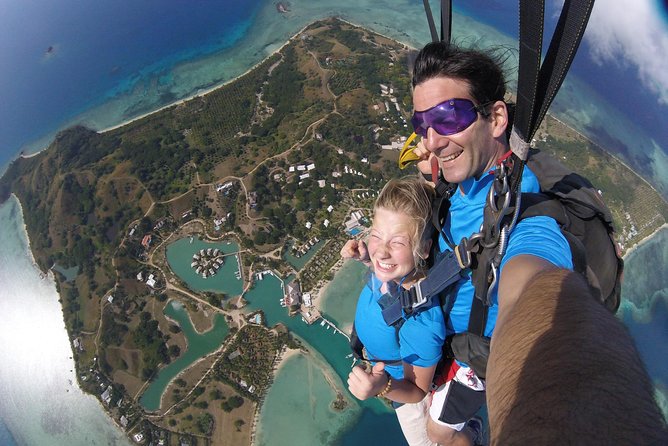 Skydive Fiji Legend 13000ft Tandem Jump (60 seconds free fall) - A 13,000-foot view of Fiji