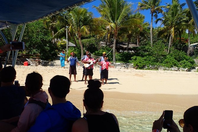 Ultimate Encounter Snorkel with Sharks in Fiji - Safety and fitness requirements