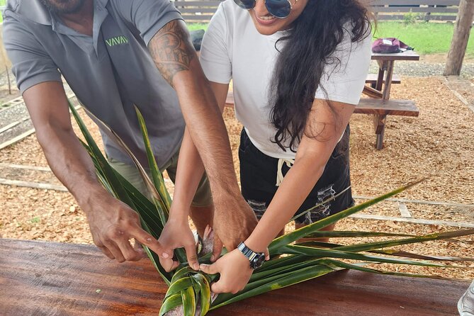 Vavavi - Fijian Cooking & Cultural Experience - Preparing palusami and eggplant tavu