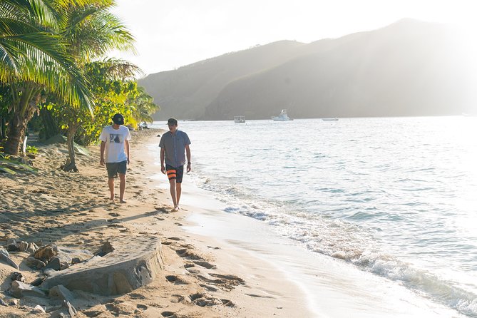 Yasawa Wanderer Package 8 Days| 7 Nights - All Activities Included - Days 4 and 5: Mantaray Island and the best marine-life window